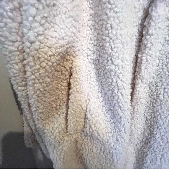 Women’s Long Sleeve Fleece Jacket, Stoosh, Off-White, Size Large. - Picture 4 of 6